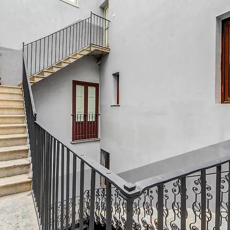 Vittorio Emanuele Apartamento Trapani